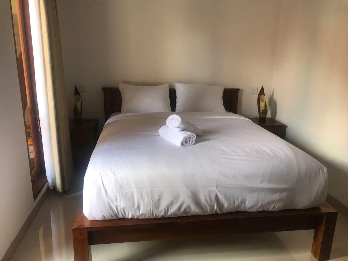 Raka & Rai Homestay Чангу Экстерьер фото